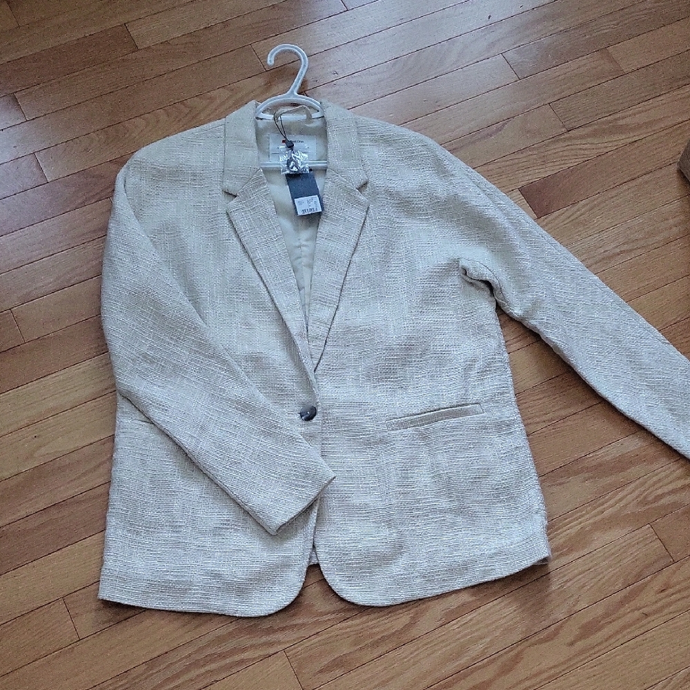 NWT Blazer Size M